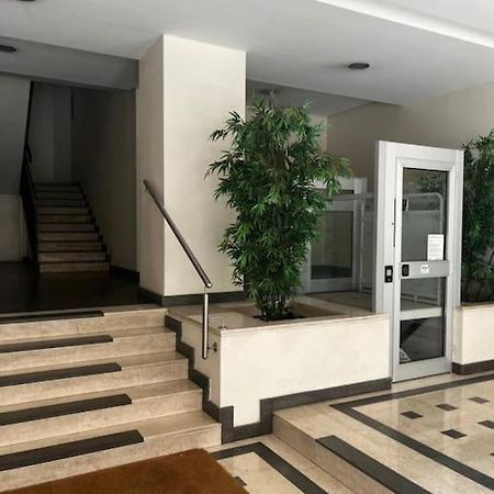 Suite 220 巴里 外观 照片